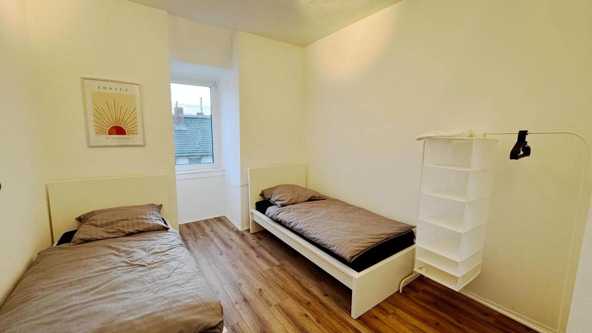 Frankfurt Messe 7Min- 3 Zimmer Kueche Bad Parkplatz 6 Betten Frankfurt am Main 0*,  Germany