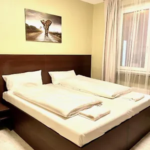 Star Hotel