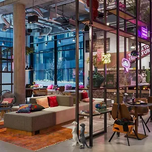 3* Hotel Moxy Frankfurt Center